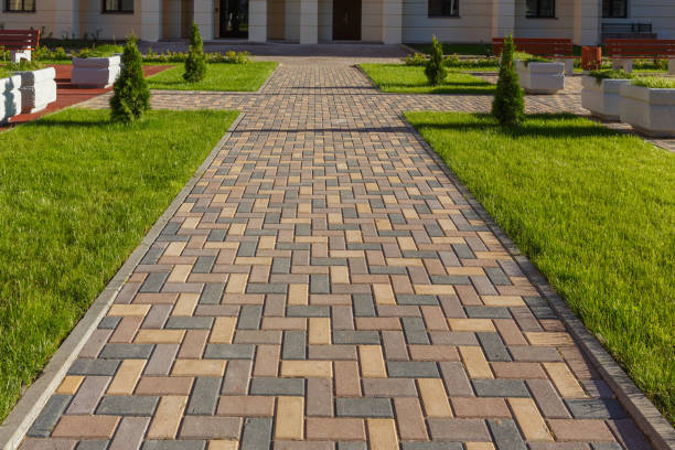 Best Decorative Driveway Pavers  in Spring Valley, NY